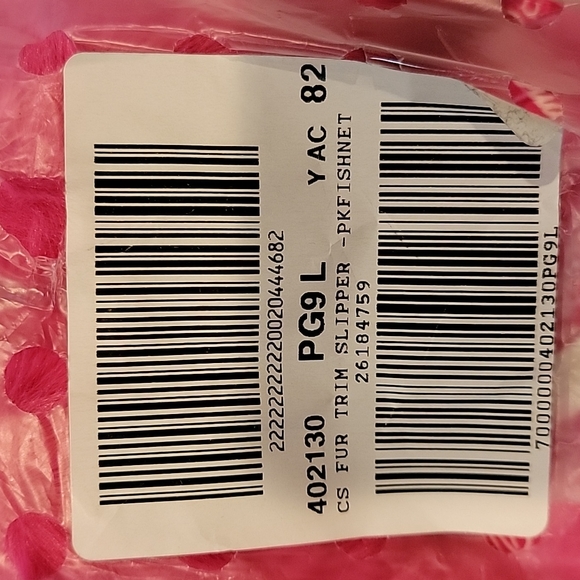 NWT Victoria's Secret Fur Trimmed Large Slipper Hot Pink 🔥 ❤️  Fisnet pattern - Picture 3 of 8